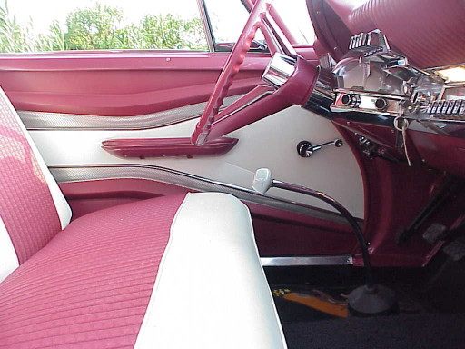 Chrysler-1961-newport-3-speed-a.jpg